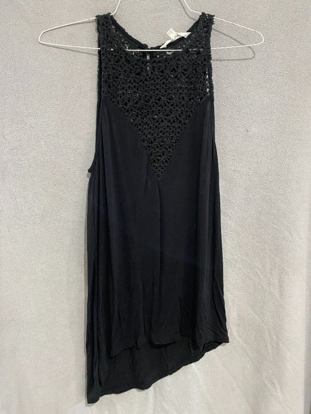 BB Dakota Black Crochet Lace Sleeveless Tunic Tank Top Size Medium Boho